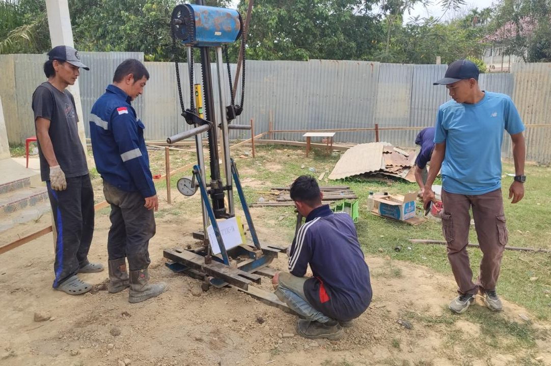 Pengambilan Data Pengujian Cone Penetration Test Di Aceh Tamiang